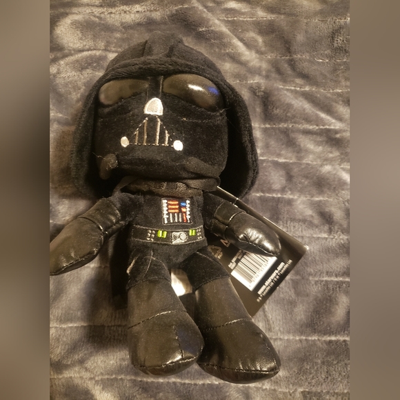 Darth Vader plush toy - Picture 1 of 3